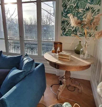 Bed & Breakfast D'hote Les Flolies Du Bord De Marne *